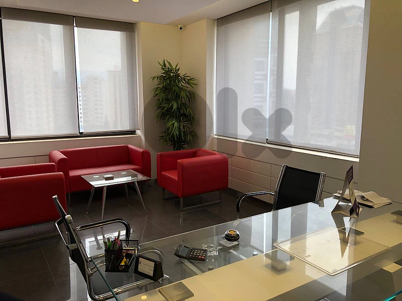 Spacious office in Jdeide for rent / مكتب فسيح في الجديدة للايجار Spacious office in Jdeide for rent / مكتب فسيح في الجديدة للايجار