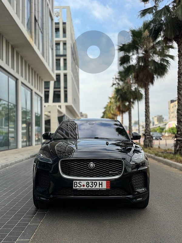 Jaguar E-Pace 2018 R DYNAMIC S - P 300