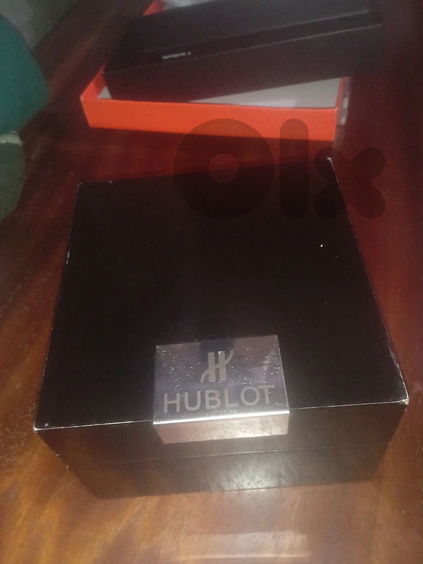 hublot watch box