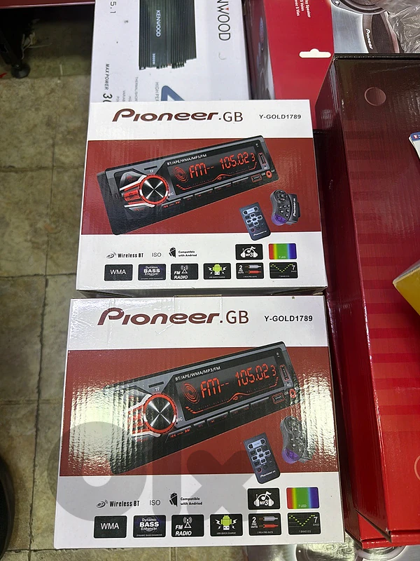 مسجلة pioneer اصلية مع ريموت و قاعضة للدركسيون ببتحكم فيا