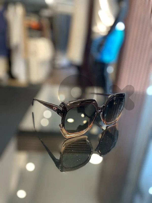 brown sunglasses