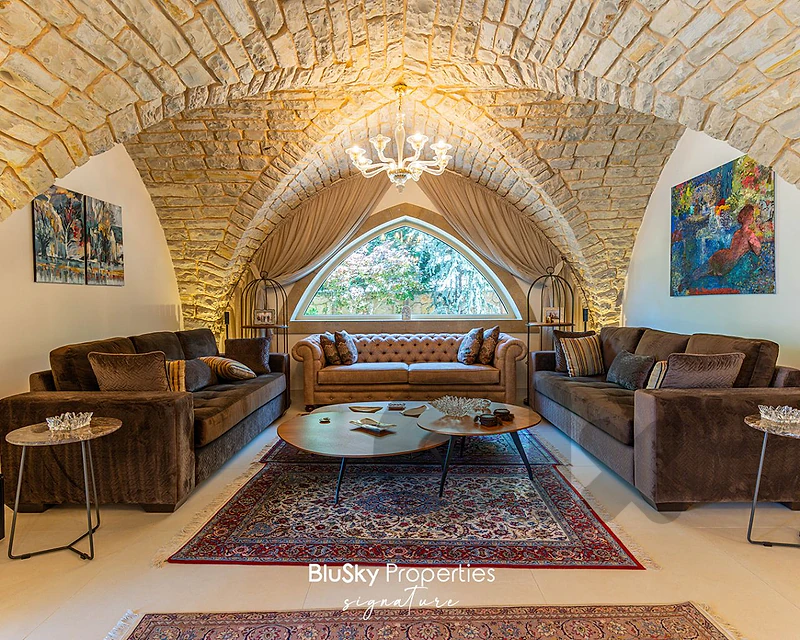 Villa with Garden For RENT In Bekfaya فيلا للايجار #GS