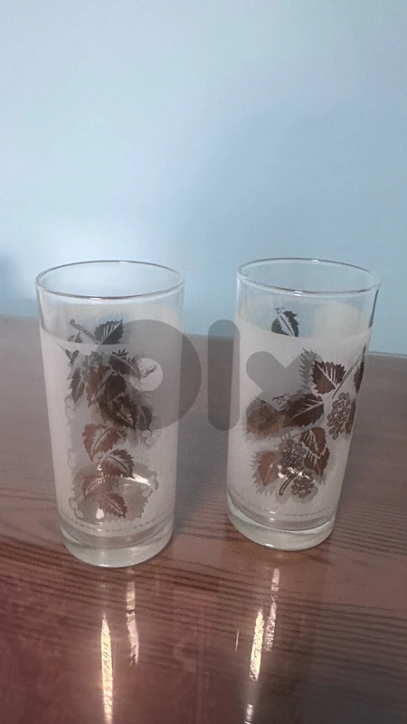Glass cups