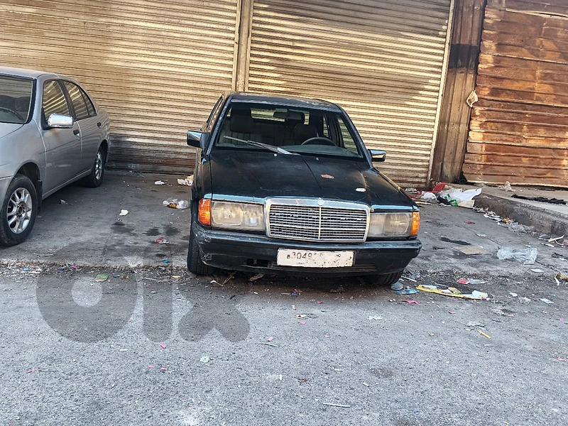 مرسيدس بنز 190 1985