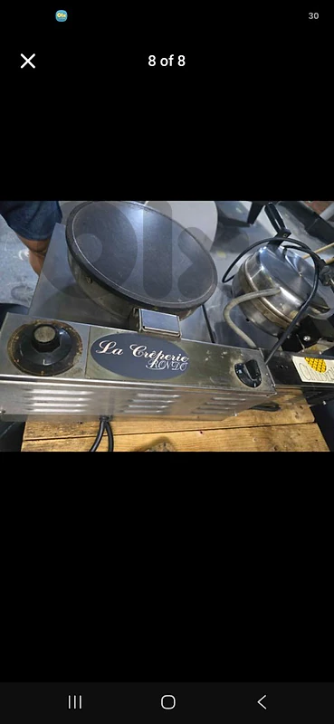 crepe and waffle machine