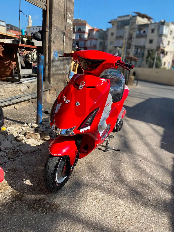ماشية ٨٠٠٠