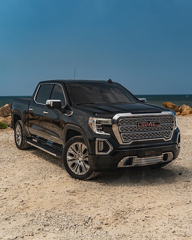 GMC Sierra DENALI 2021 , ONLY 5.000KM . LIKE NEWW GMC Sierra DENALI 2021 , ONLY 5.000KM . LIKE NEWW