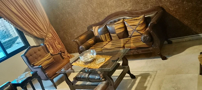 بداعي السفر صالون للبيع