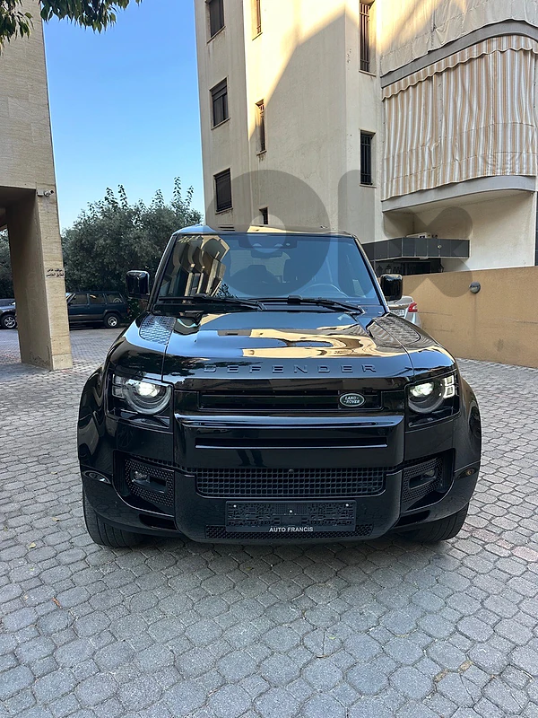 Land Rover Defender P 400 HSE X-Dynamic 2021 black (clean carfax)