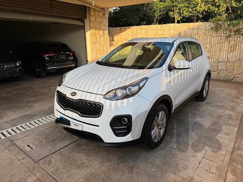 Kia Sportage 2018 2.0 AWD company source 100000km only!