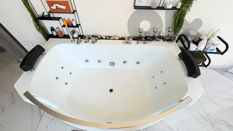 jaccuzi like new