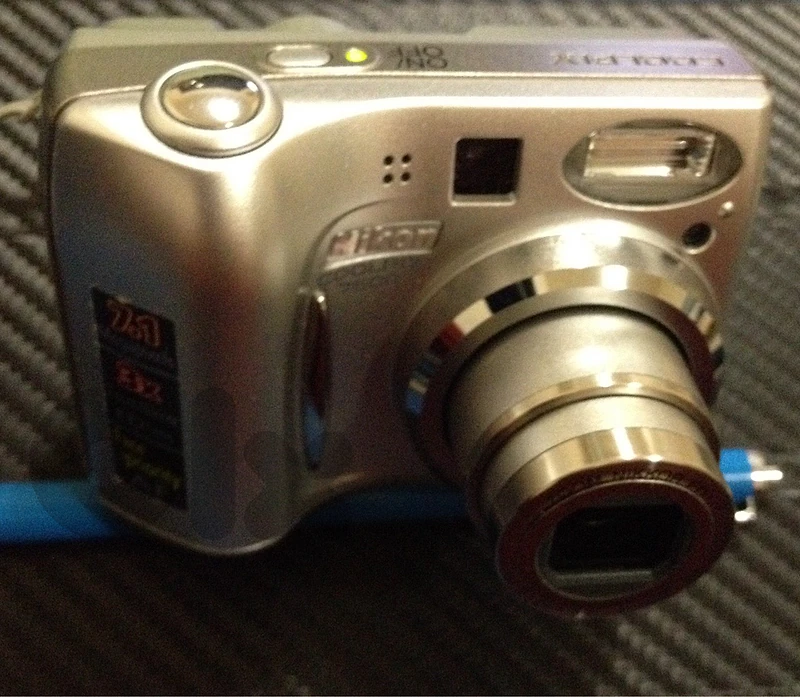 Nikon Digital pocket Camera