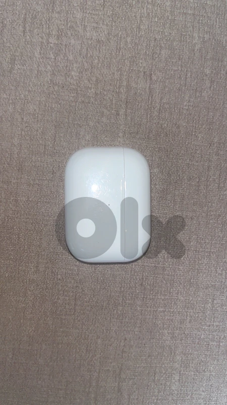 airpods pro 2 in pristine condition