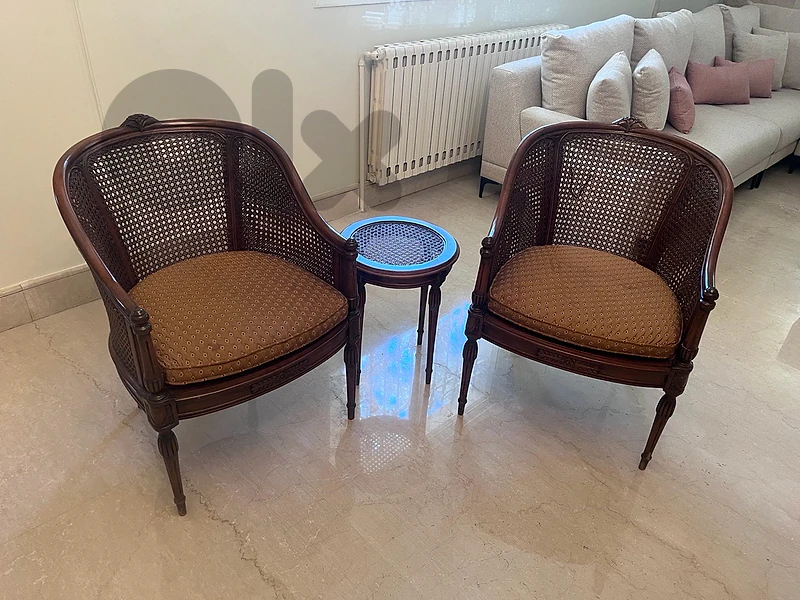 twin chairs and table