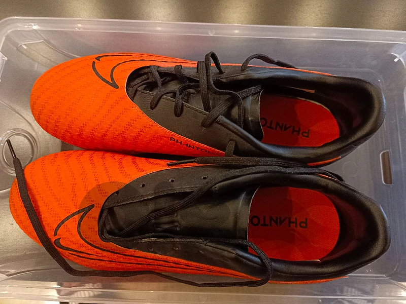 Nike Phantom GX Football Boots - EU 43 /

US 9.5 - Used