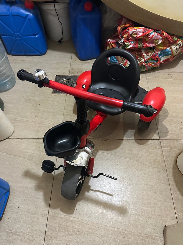 2 bicycles