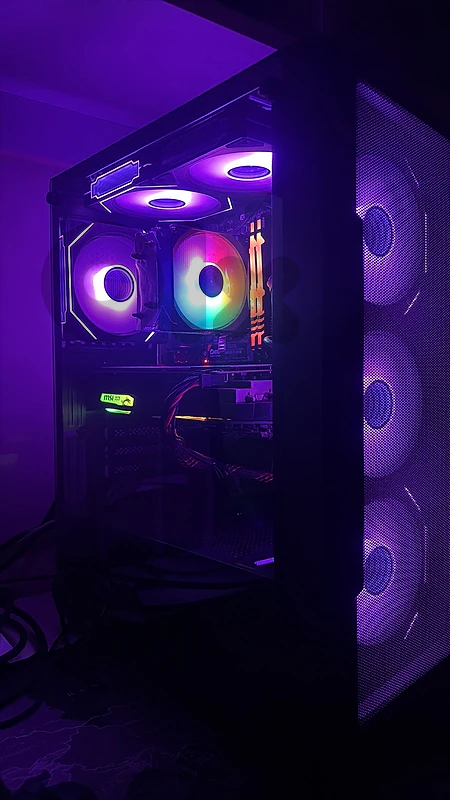 Gaming pc hot price Gaming pc hot price