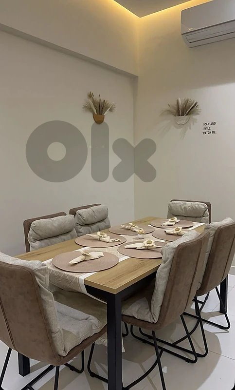 Dining Table + Chairs - طاولة سفرة مع كراسي
