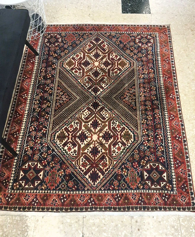 Afshar Iranian carpet with certification 1993