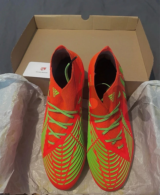 football shoes predator authenthic