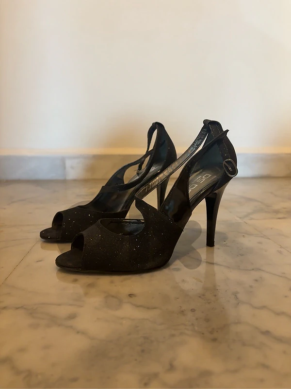 Black Glitter High Heels – Size 36