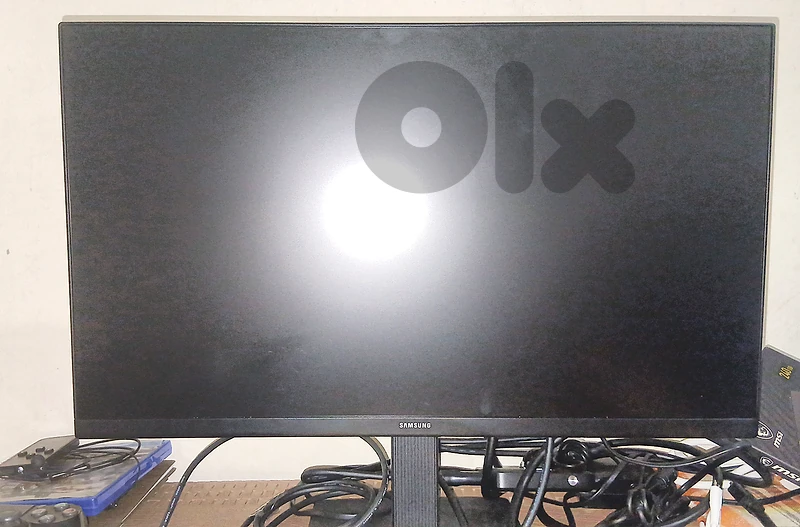 Samsung 22-inch 100Hz LED Gaming Monitor Like New !!
