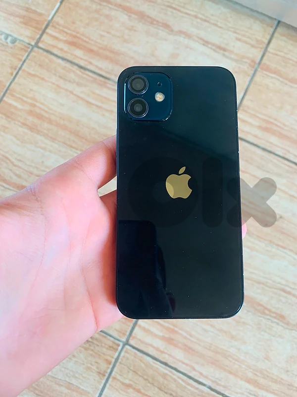 iPhone 12 storage 128  Battery: 83%🔋 very clean