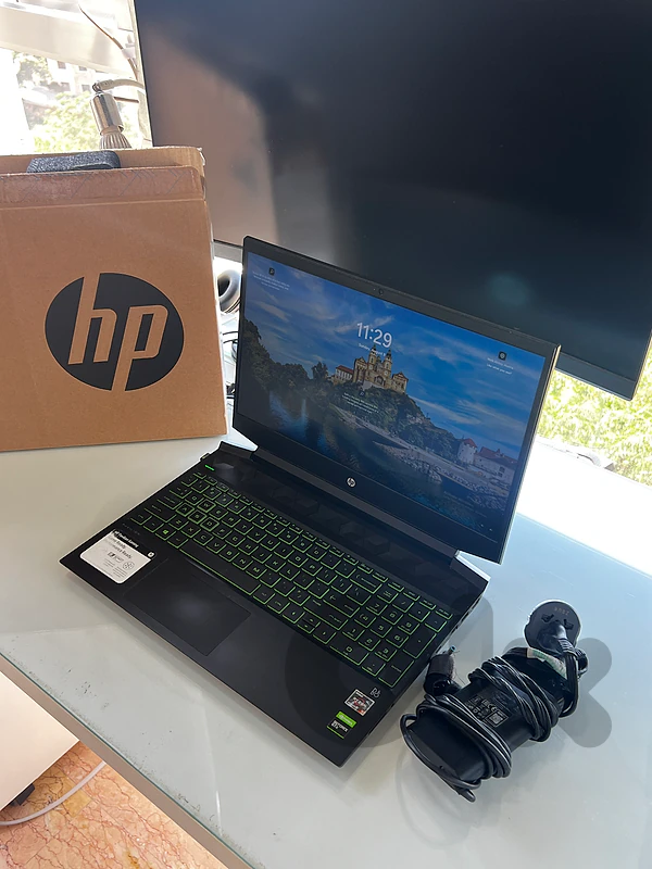 HP Pavilion Gaming 15 — Ryzen 5 / GTX 1650 / 16GB RAM / 1TB SSD