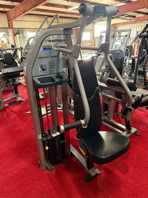 9 mknet Nautilus Nitro made in USA like new Hight quality life Gym