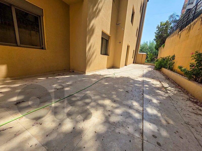 Prime Location Apartment in Dik El Mehdi, Metn with Terrace