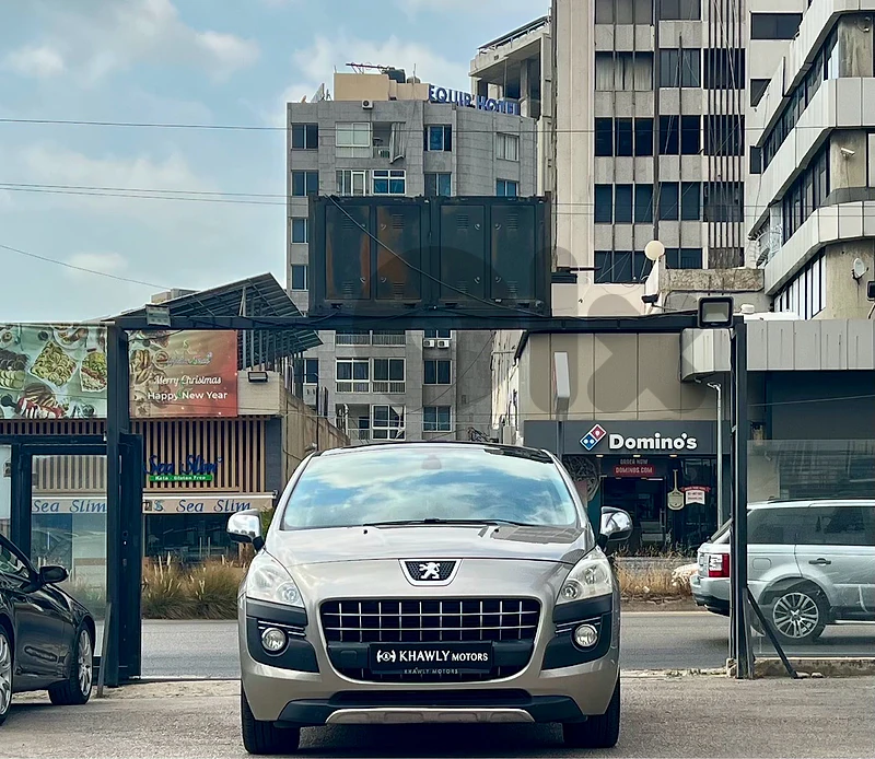 Peugeot 3008 1.6L 1 owner!!