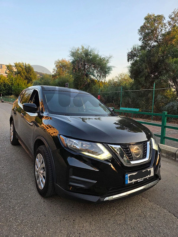 Nissan Rogue S 2018 low mileage Nissan Rogue S 2018 low mileage