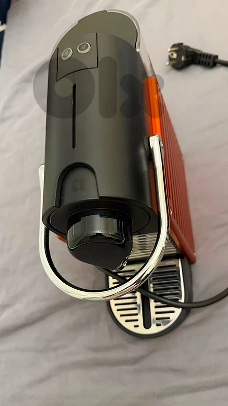 Nespresso Pixie Espresso Machine - Very Good ConditionDescription