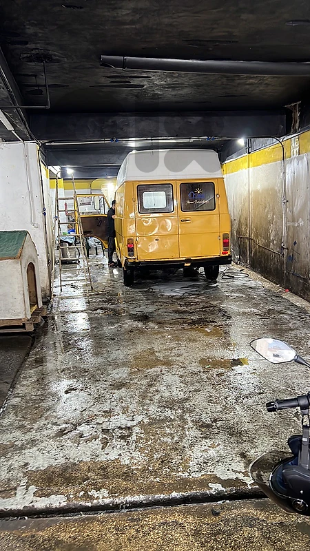 Volkswagen Transporter 1983 lt 28