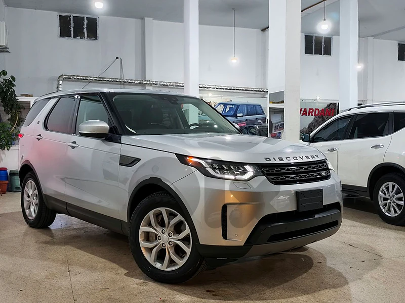 2019 LAND ROVER DISCOVERY (CLEAN CARFAX)