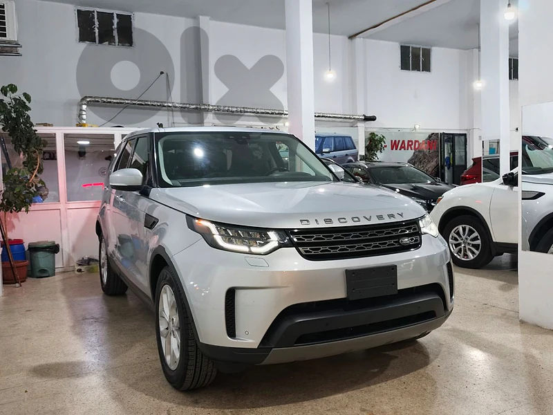2019 LAND ROVER DISCOVERY (CLEAN CARFAX)