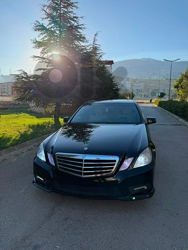 Mercedes-Benz E-Class 2011