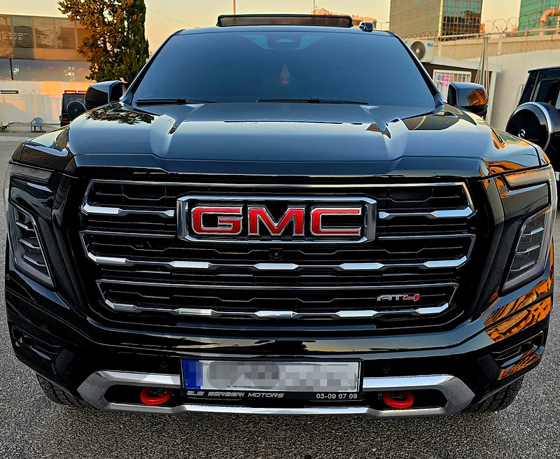 GMC Yukon AT4 2025 6000km !! company source