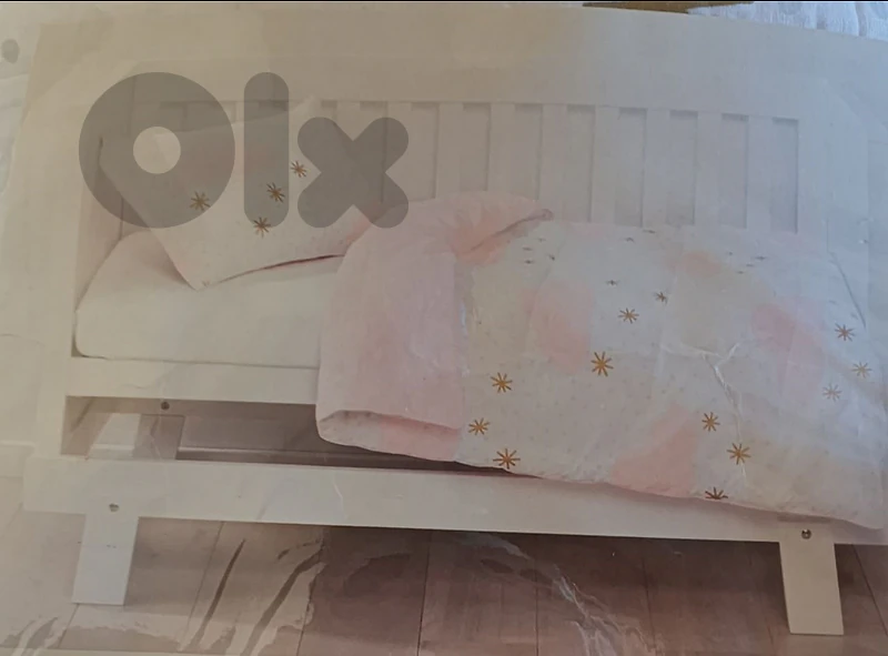 طقم لحاف سرير أطفال (Pink Cloud Cot Comforter Set)