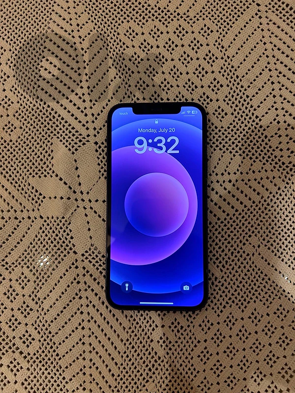 Iphone 12 excellent condition