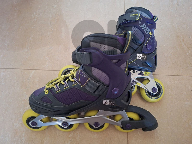 Oxelo Fit 5 Adjustable Inline Skates (Size 35-38) – Great Condition