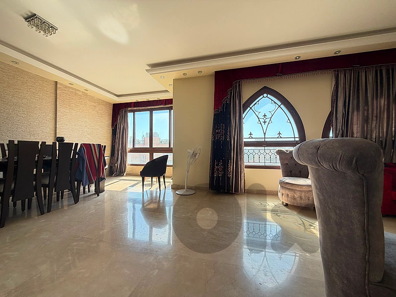 Apartment for Sale in Badaroشقة للبيع في بدارو
