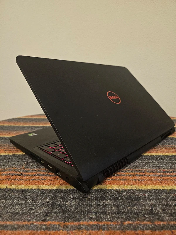 gaming laptop - 16GB ram
