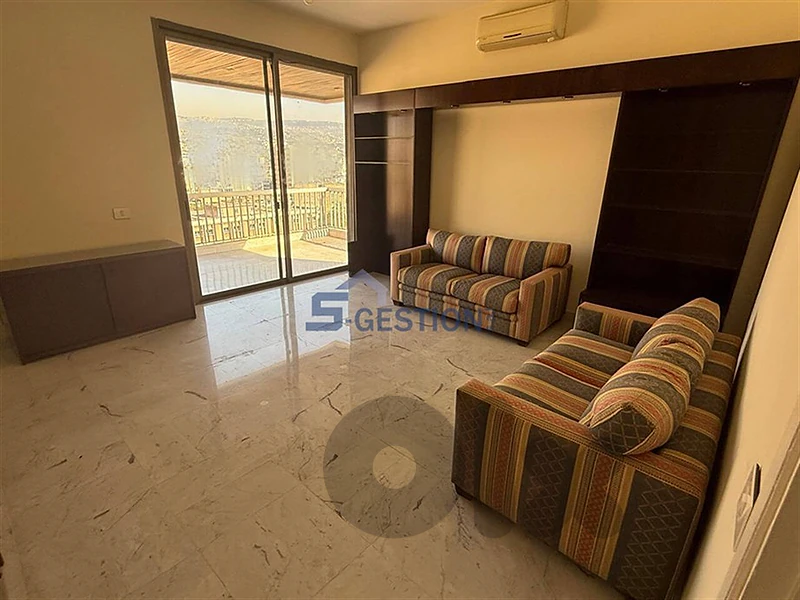Renovated apartment in Badaro for rent / شقة مجددة في بدارو للايجار Renovated apartment in Badaro for rent / شقة مجددة في بدارو للايجار