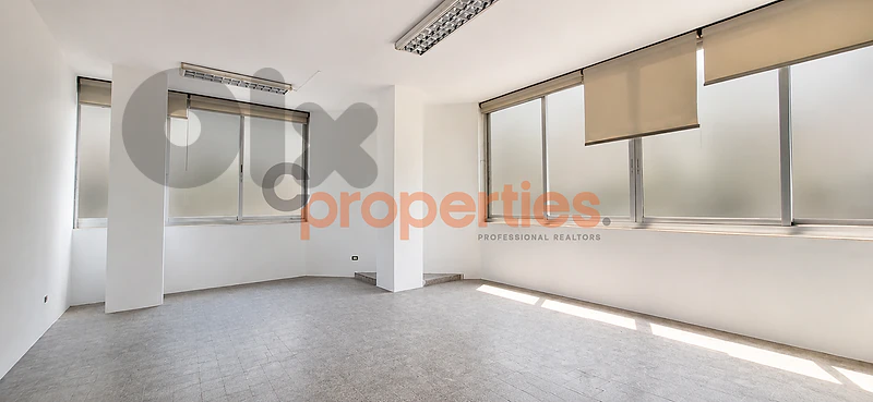 Office For Sale in Verdun مكتب للبيع في فردان CPBHN35