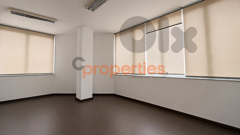 Office For Sale in Verdun مكتب للبيع في فردان CPBHN37