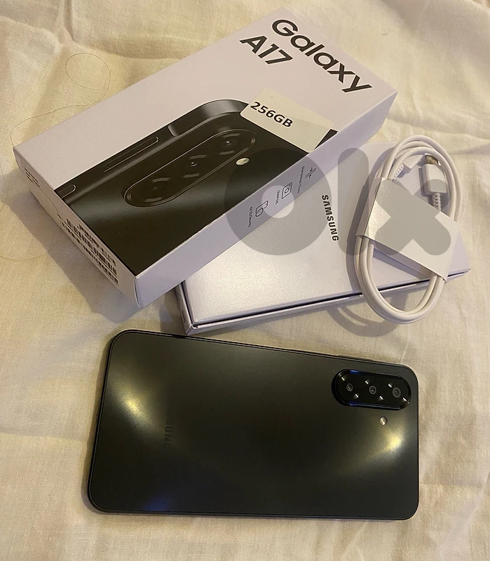 SAMSUNG A17