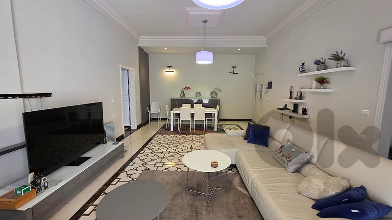 Apartment for Rent | Achrafieh – Sursock شقة للإيجار | الأشرفية – سرسق