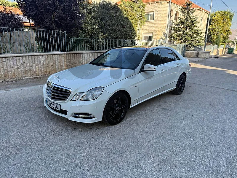 Mercedes E200 2012