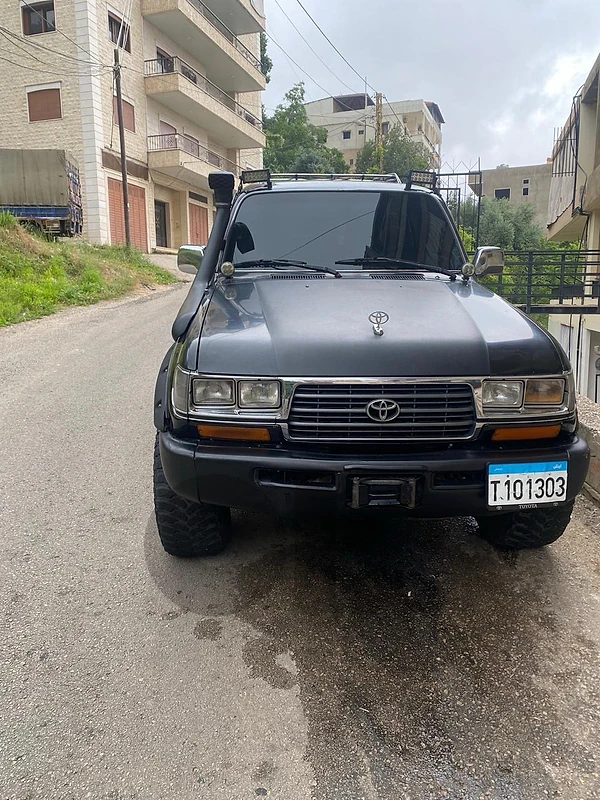Toyota   Land Cruiser 1995 4.5L Petrol 4x4 Land Cruiser 1995 10000